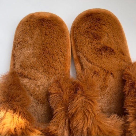 Parlovable Women's Cross Band Fuzzy Soft Plush Furry Slippers Indoor L 9/10 NWT - Picture 11 of 11